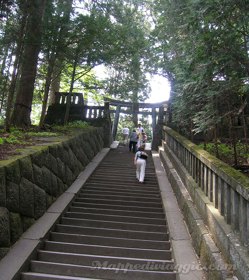 scalinata-tempio-toshogu